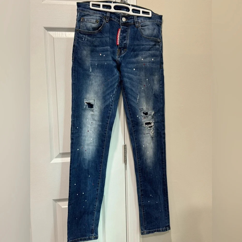 DSQUARED2 Mens Jeans Size 48 cool guy
Blue Distressed Button Fly Made In Italy